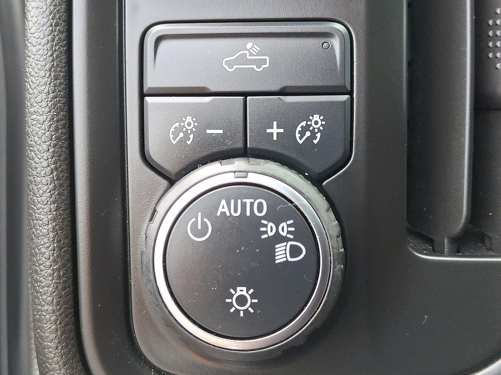 2023 Chevrolet Silverado 1500 Crew Cab Short Box 4-Wheel Drive Custom