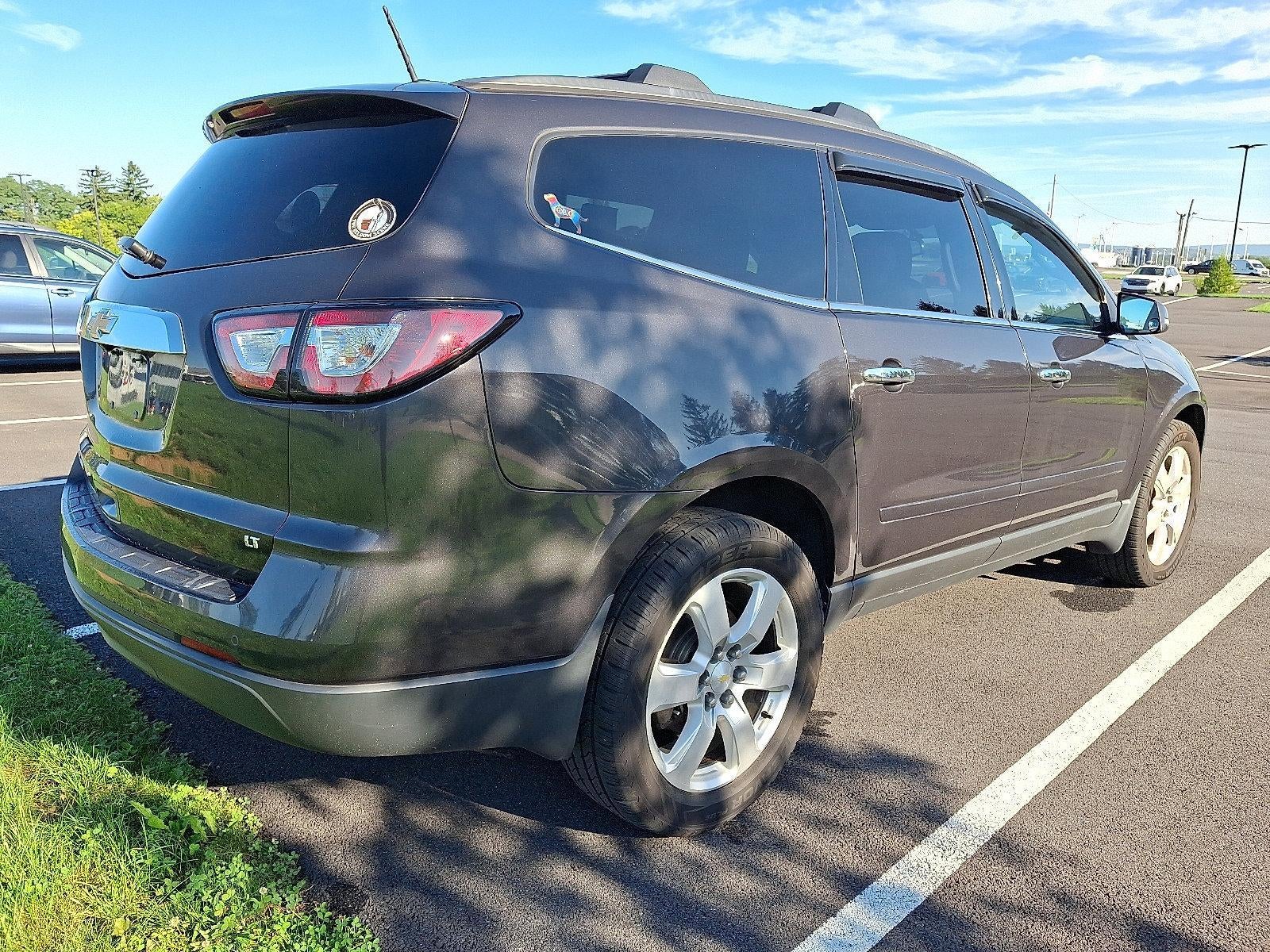 2017 Chevrolet Traverse AWD 1LT