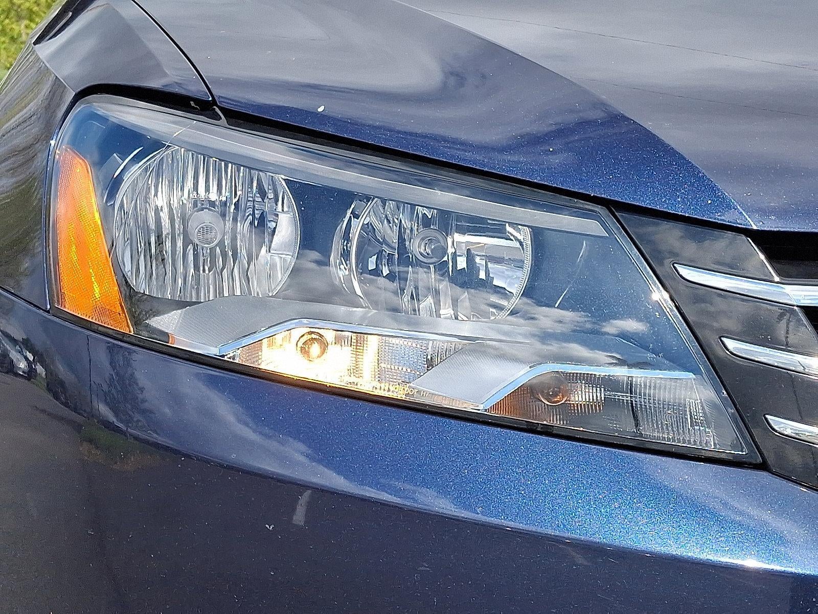 2013 Volkswagen Passat 4dr Sdn 2.5L Auto S w/Appearance PZEV *Ltd Avail*