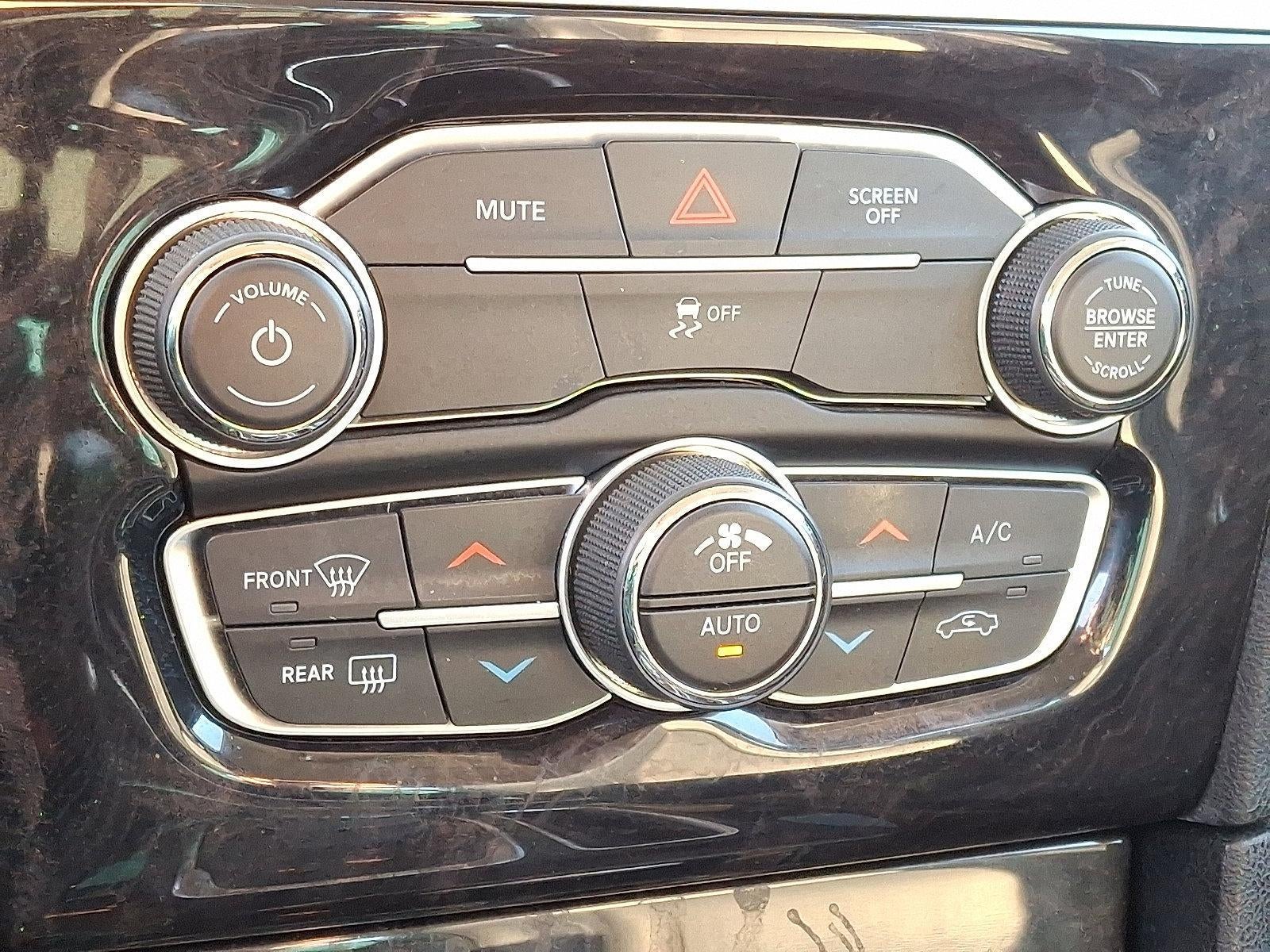 2019 Chrysler 300 Limited RWD