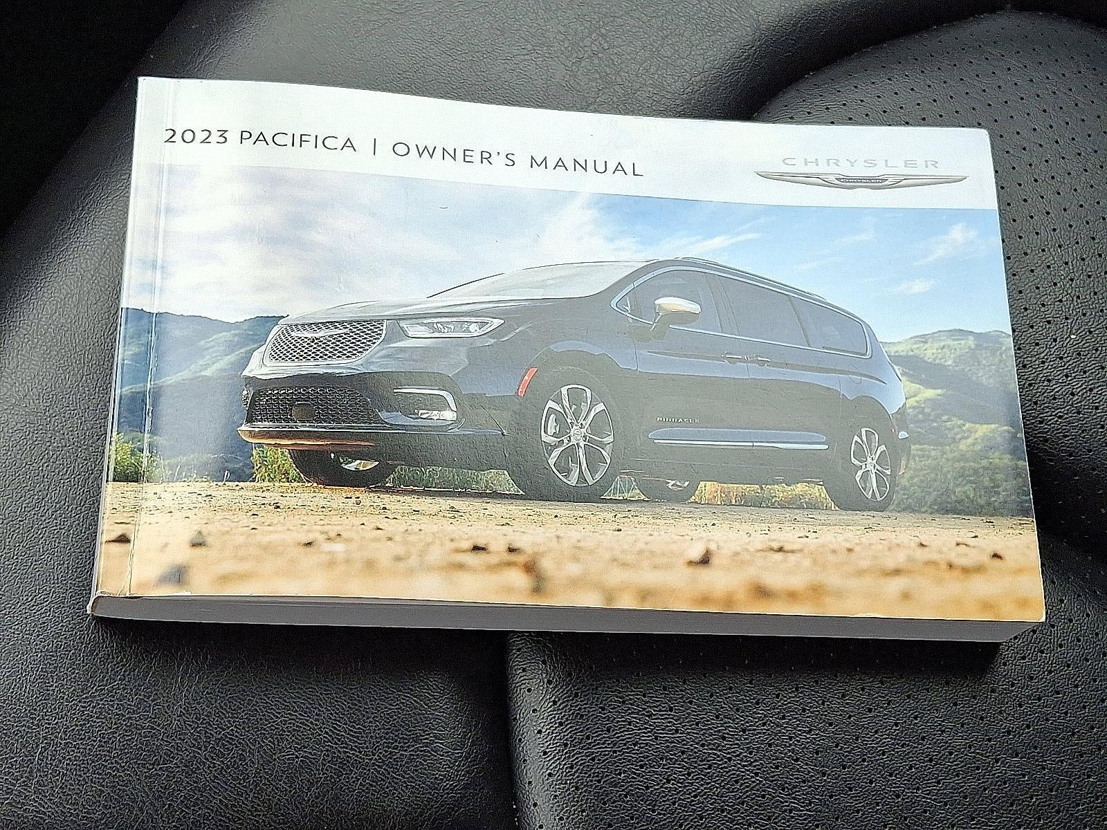 2023 Chrysler Pacifica Touring L FWD