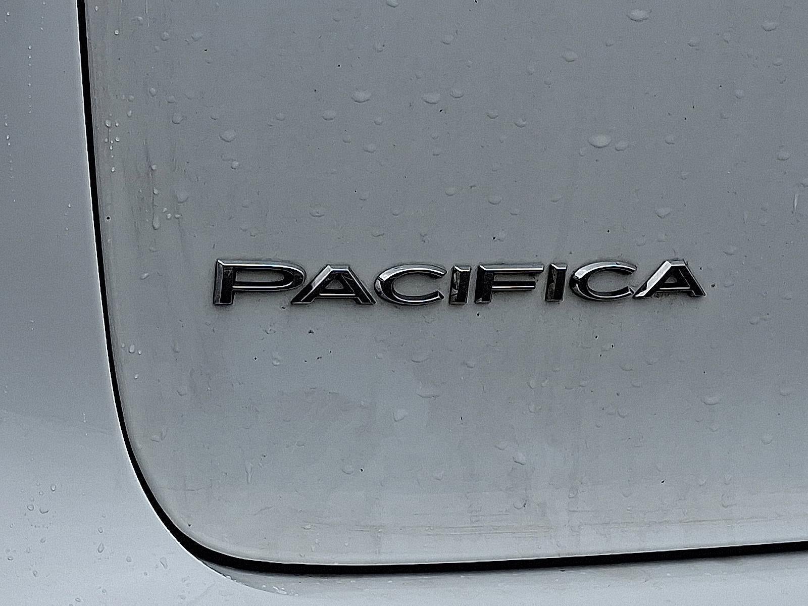 2023 Chrysler Pacifica Touring L FWD