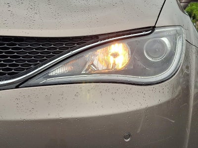 2017 Chrysler Pacifica Touring-L Plus FWD