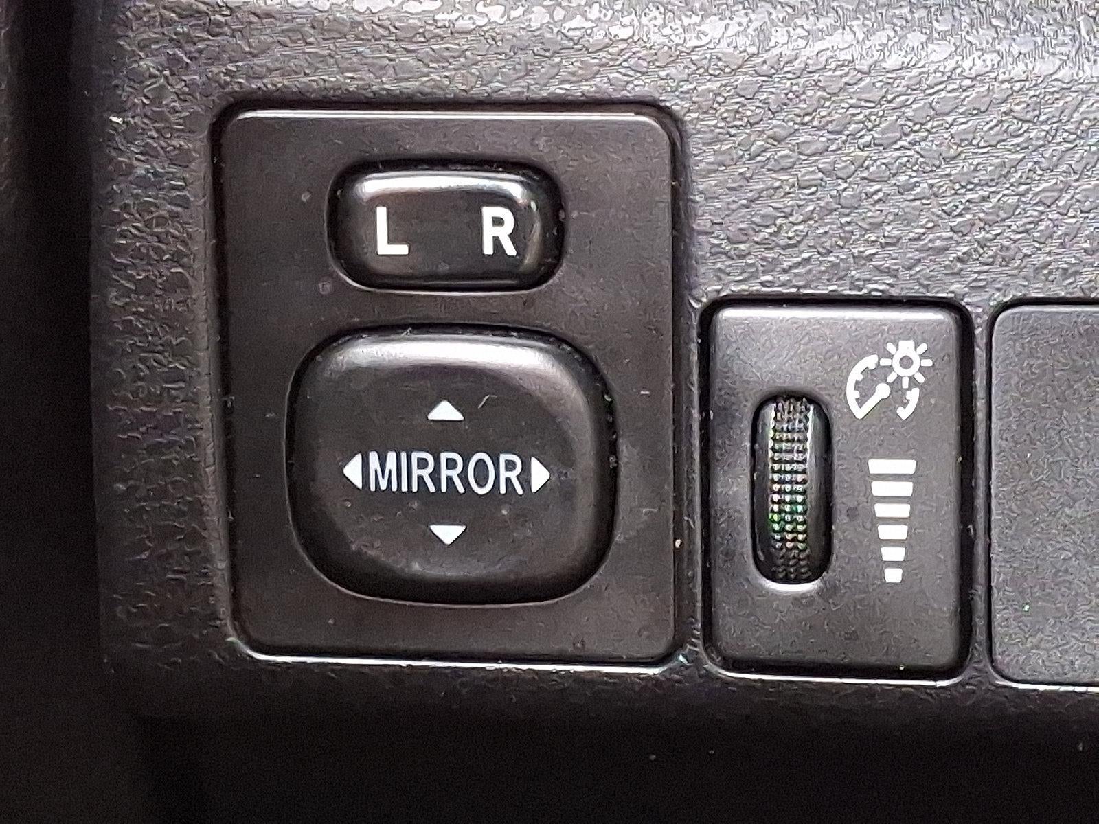 2015 Toyota Corolla 4dr Sdn CVT Auto LE (Natl)