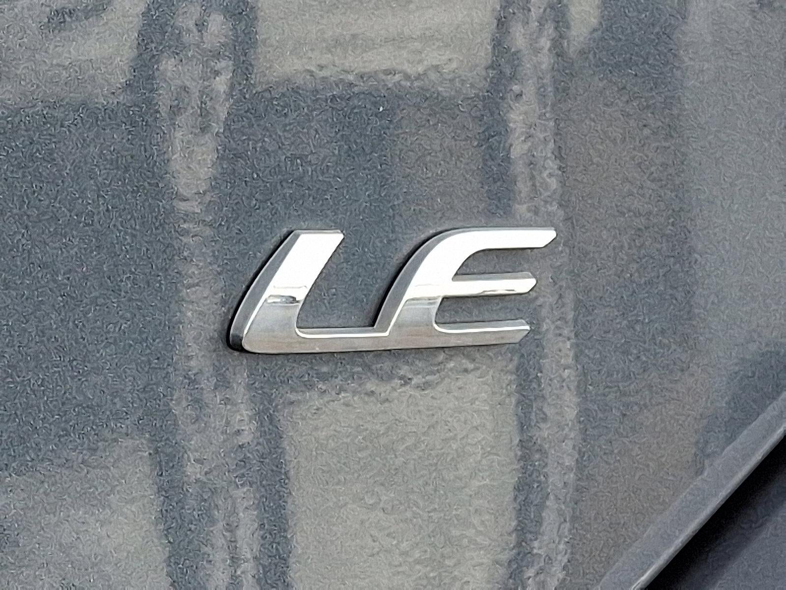 2015 Toyota Corolla 4dr Sdn CVT Auto LE (Natl)