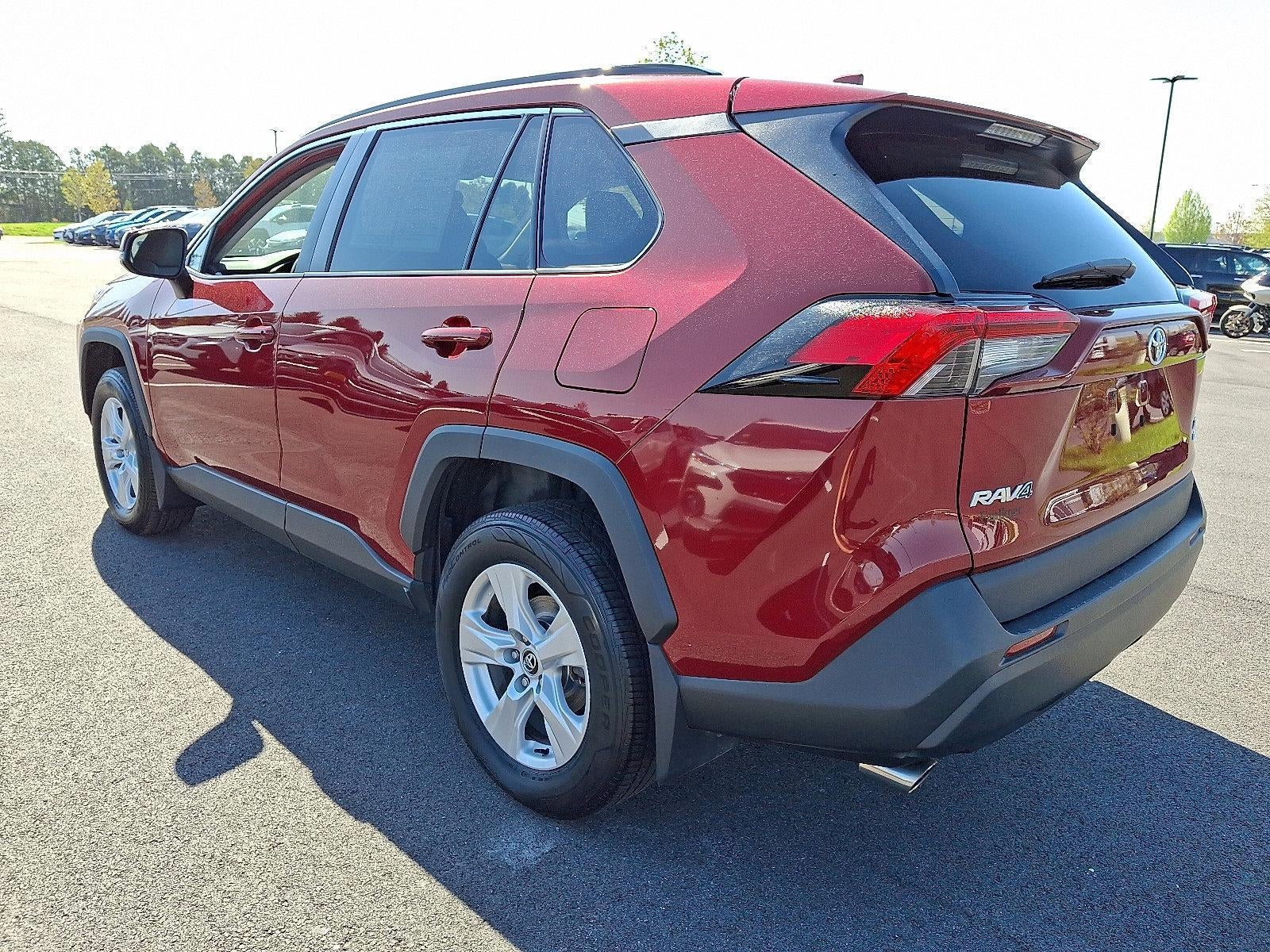 2020 Toyota RAV4 XLE AWD (Natl)