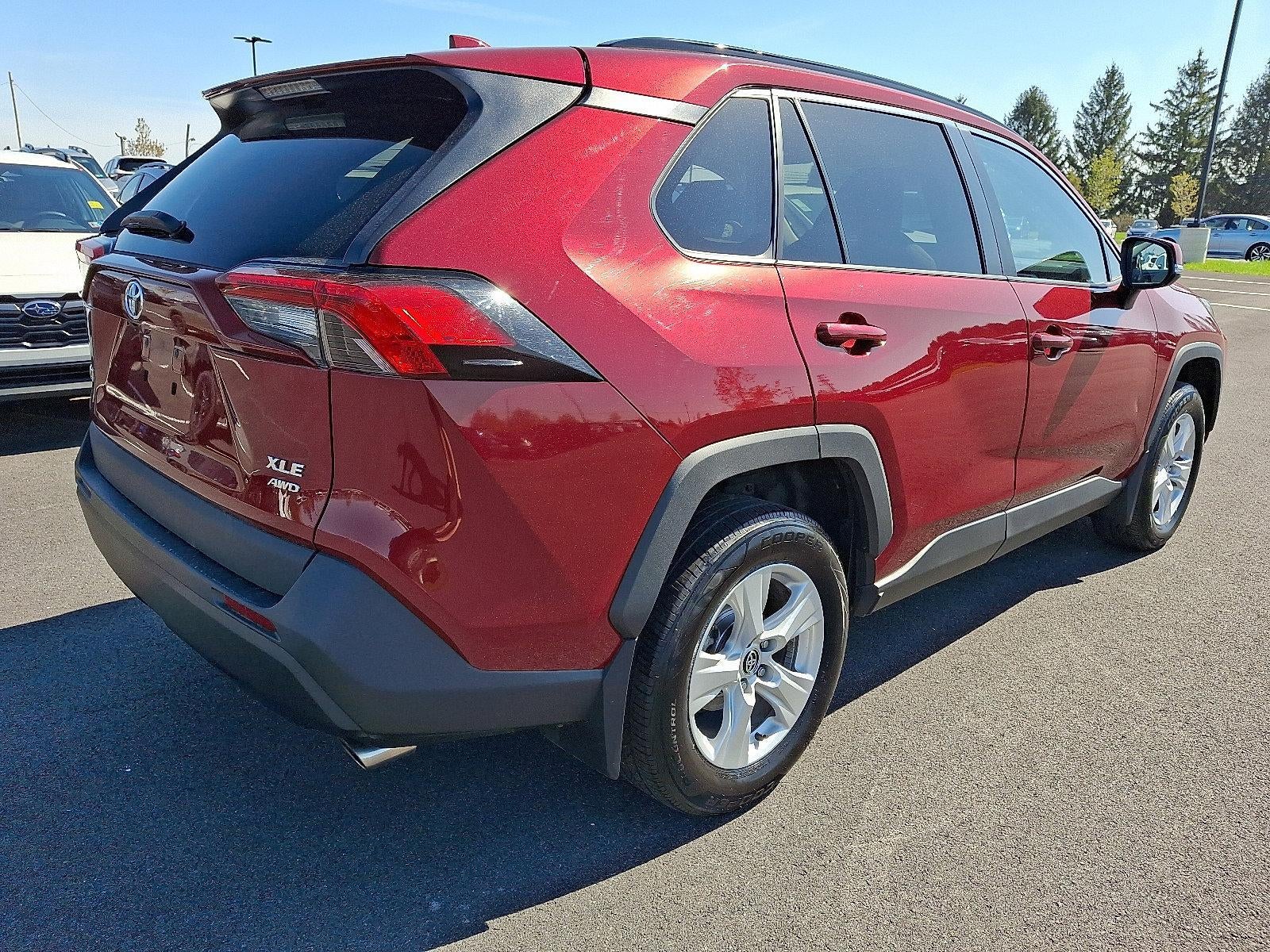 2020 Toyota RAV4 XLE AWD (Natl)