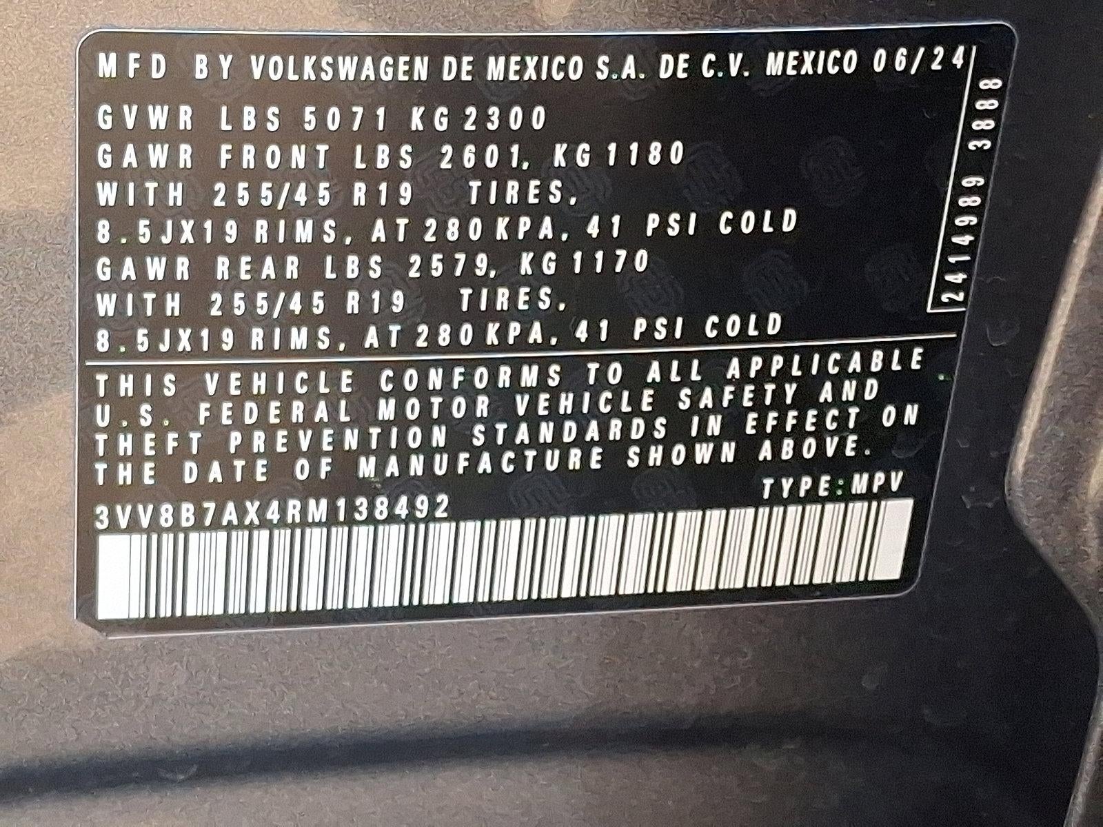 2024 Volkswagen Tiguan 2.0T SE R-Line Black 4MOTION