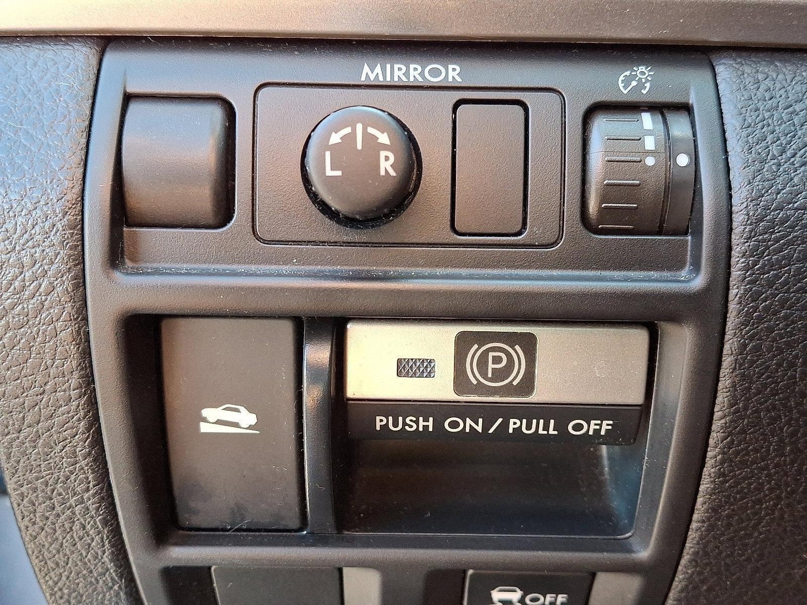 2013 Subaru Outback 2.5i Automatic