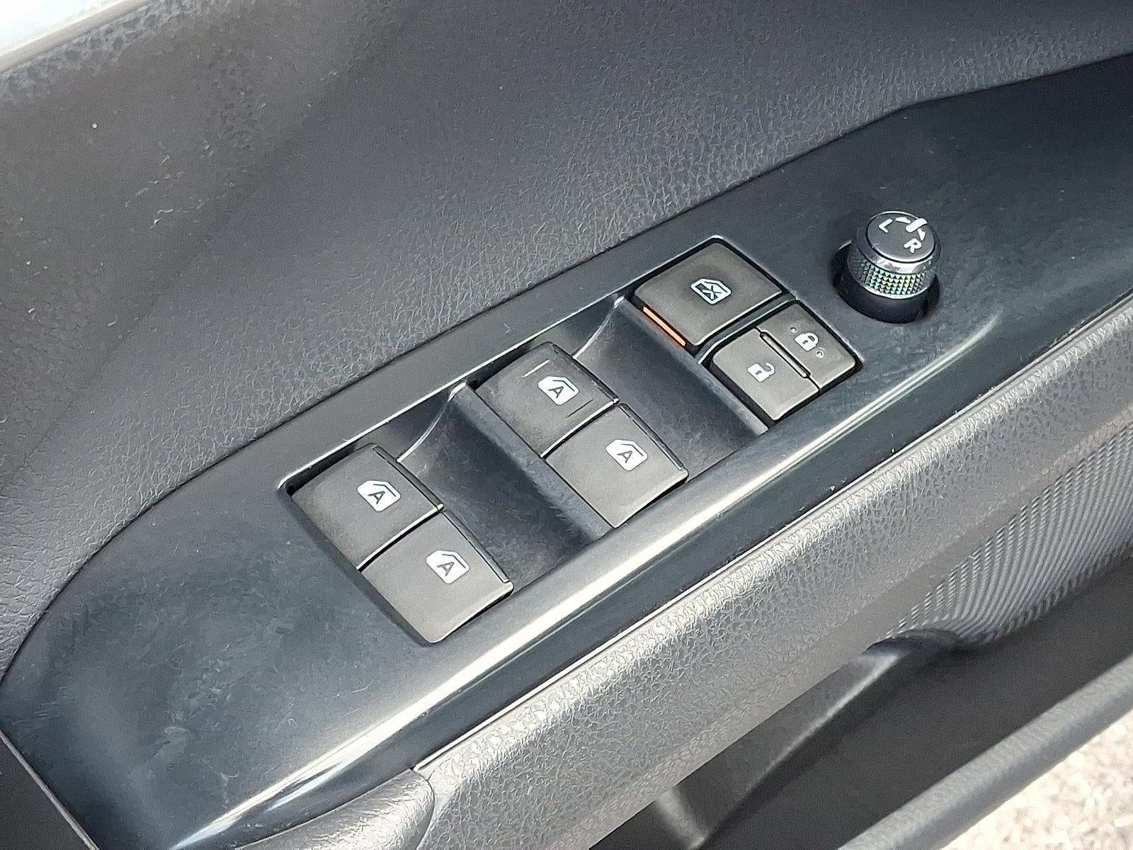 2020 Toyota Camry SE Auto AWD (Natl)