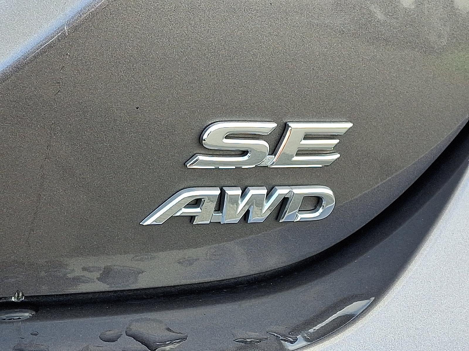 2020 Toyota Camry SE Auto AWD (Natl)