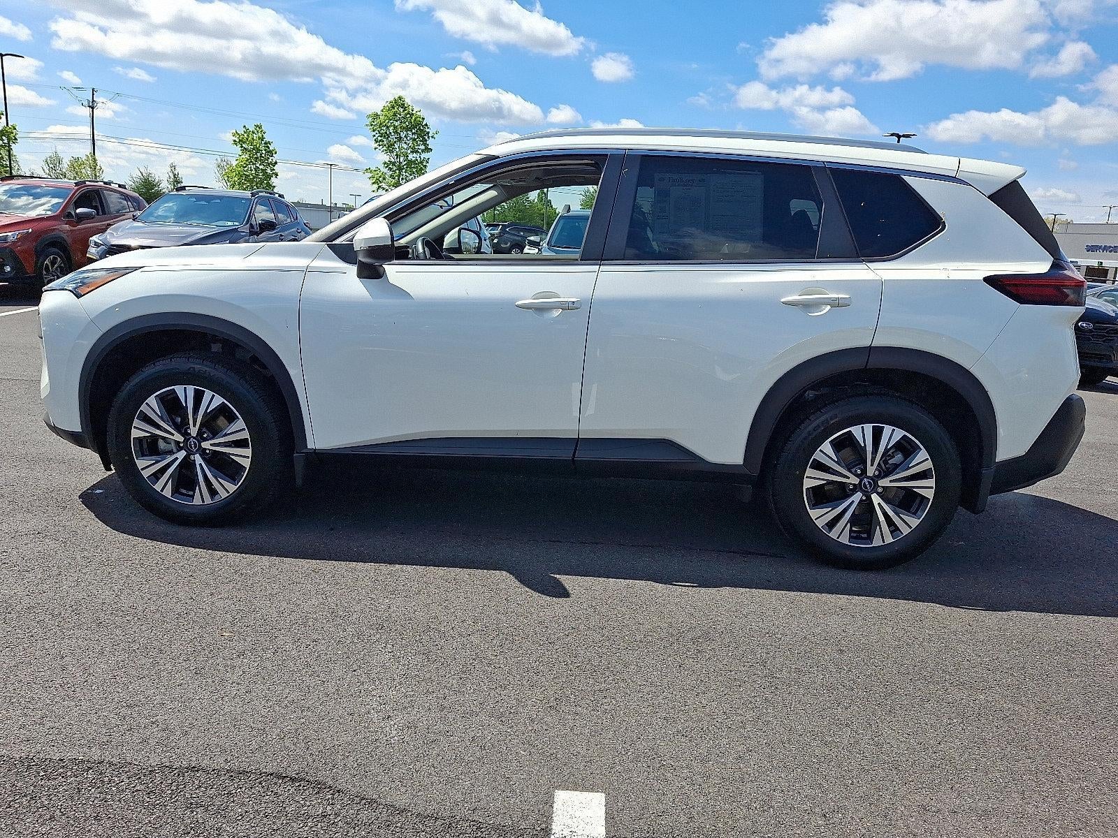 2022 Nissan Rogue AWD SV