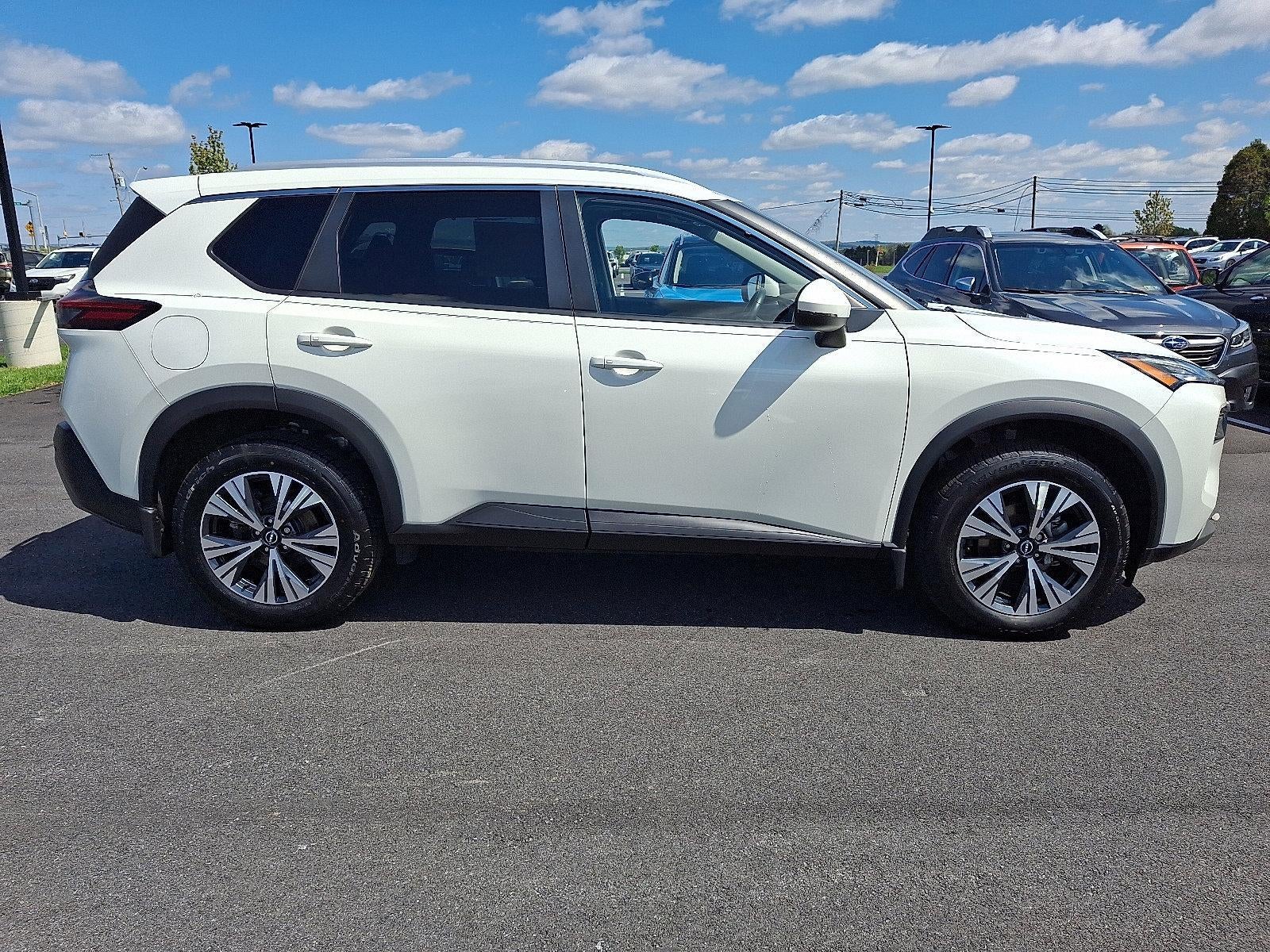 2022 Nissan Rogue AWD SV
