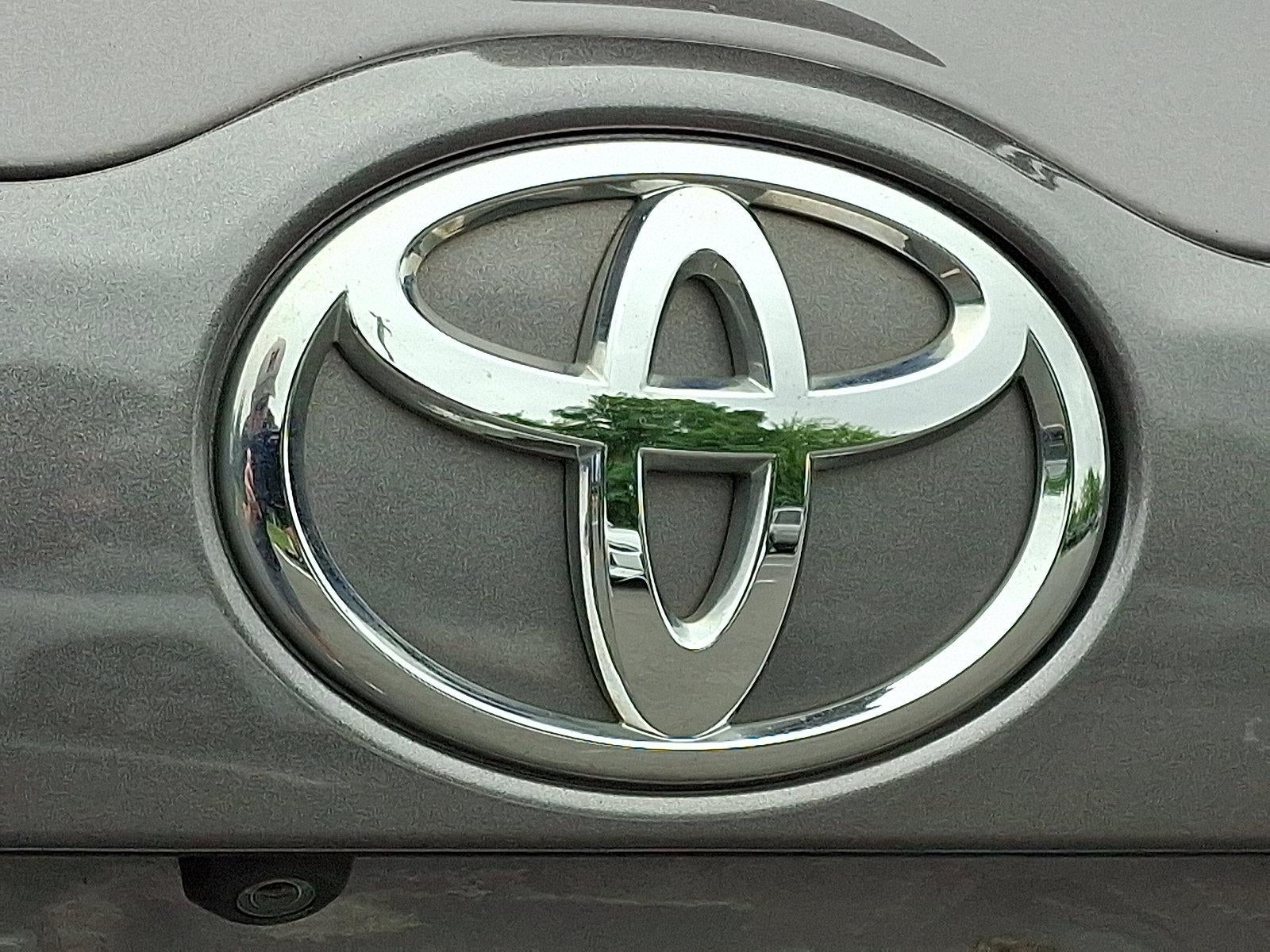 2018 Toyota Highlander LE V6 AWD (SE)