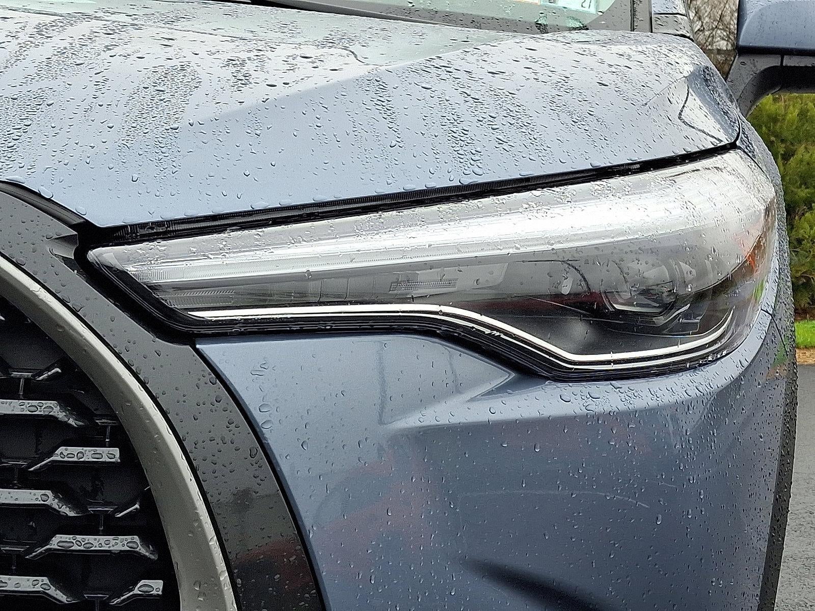 2024 Toyota Corolla Cross XLE 4WD (Natl)