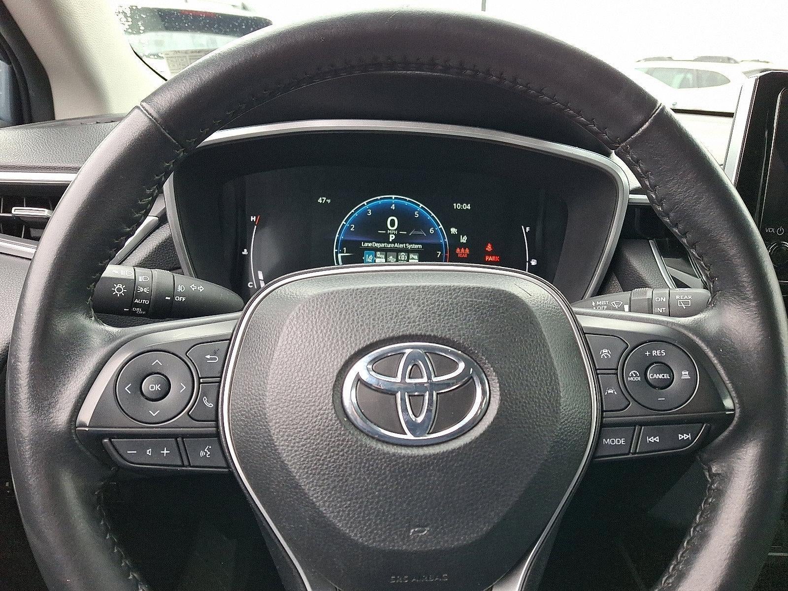2024 Toyota Corolla Cross XLE 4WD (Natl)