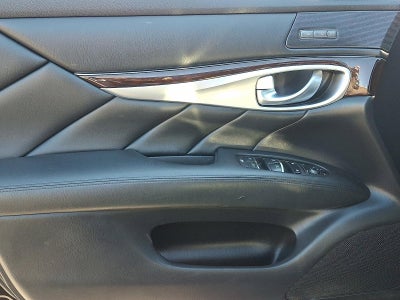 2015 INFINITI Q70 3.7 AWD