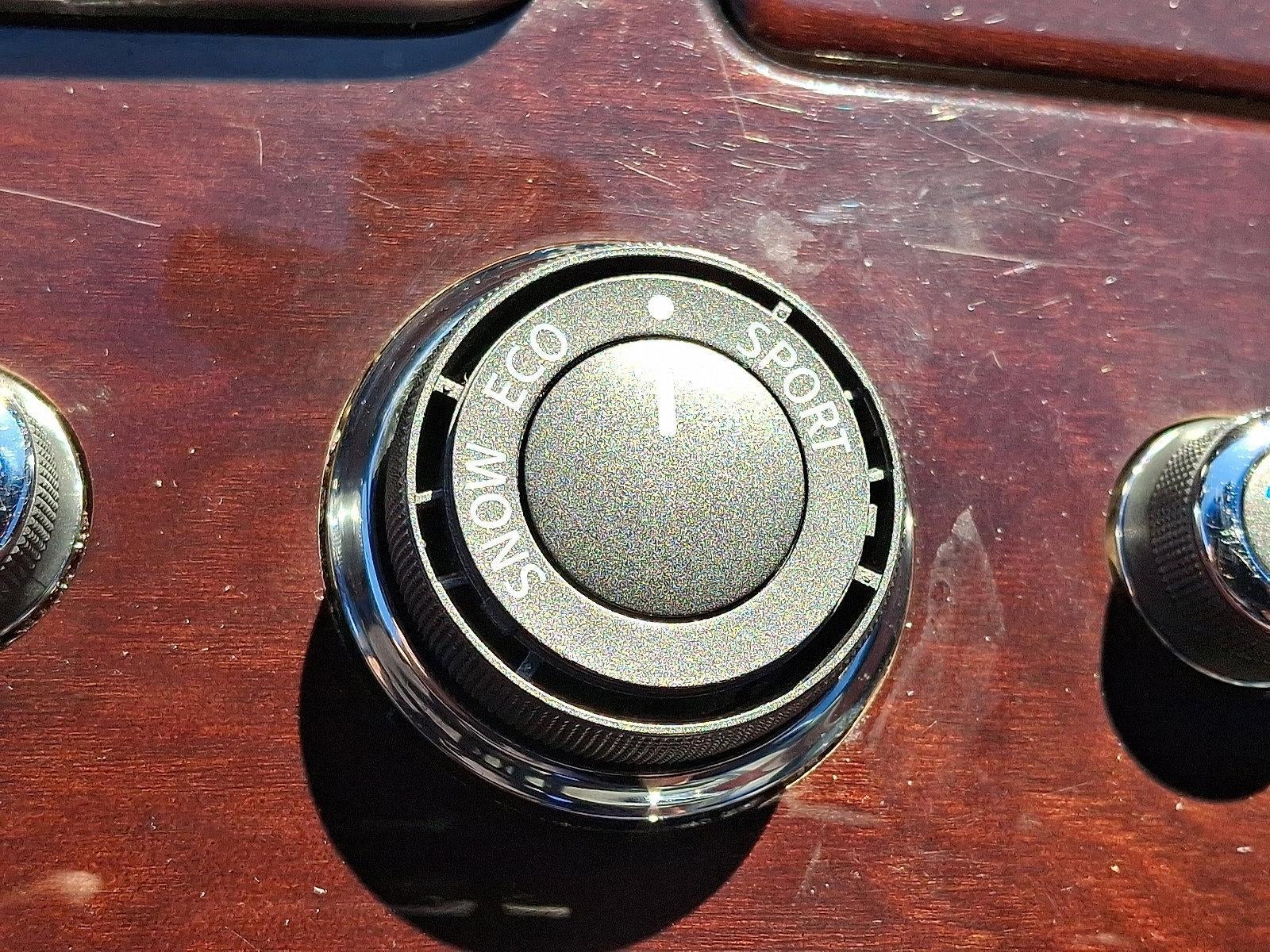 2015 INFINITI Q70 3.7 AWD