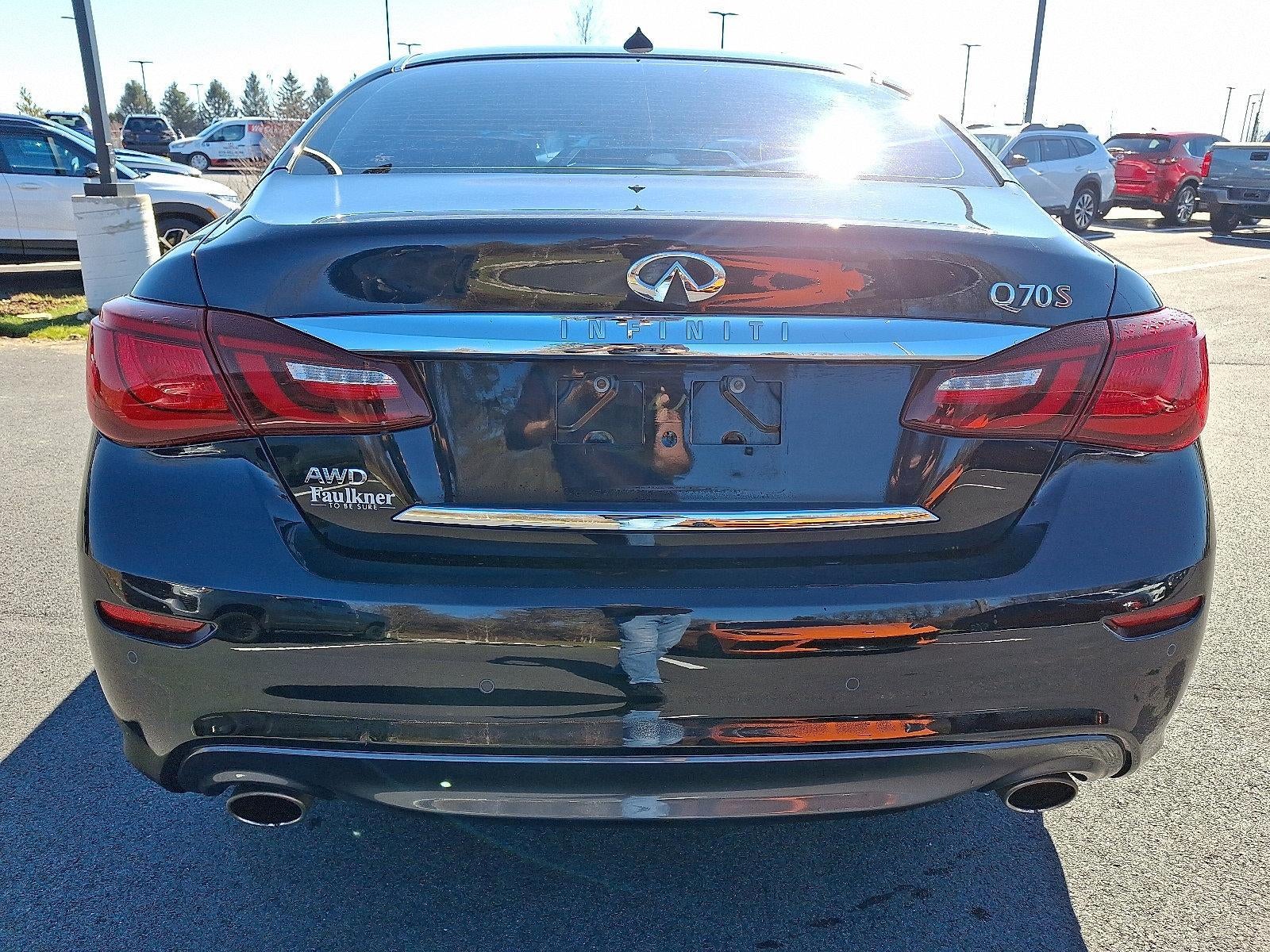 2015 INFINITI Q70 3.7 AWD