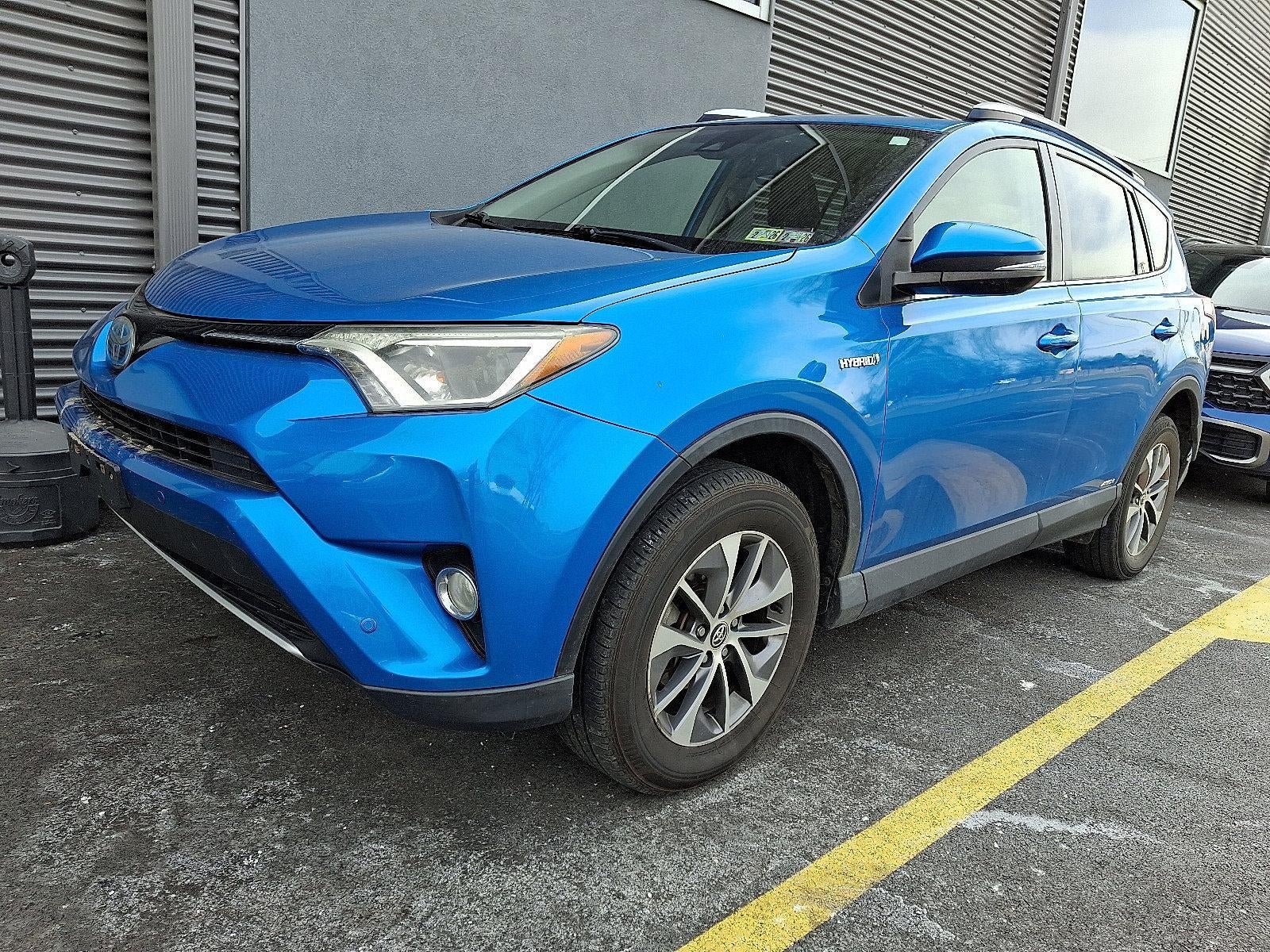 2016 Toyota RAV4 Hybrid AWD 4dr XLE (Natl)