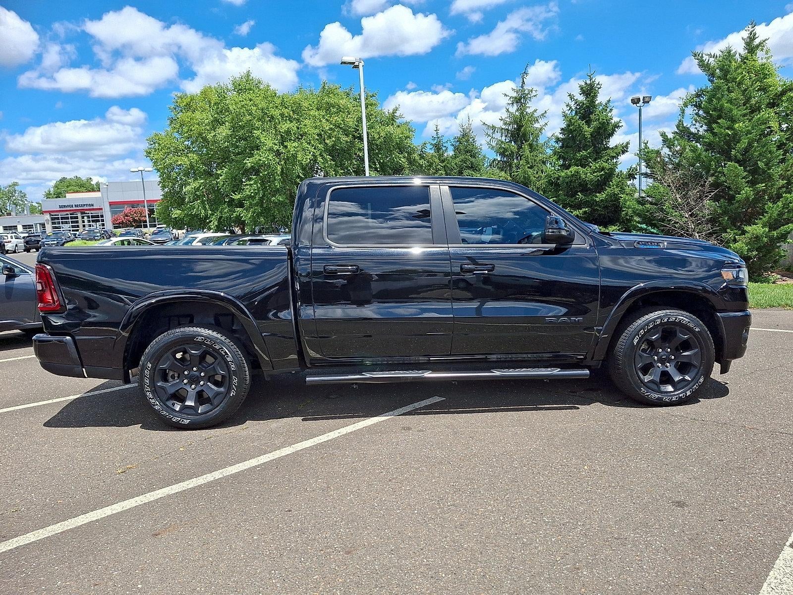 2025 RAM 1500 Big Horn 4x4 Crew Cab 5'7" Box
