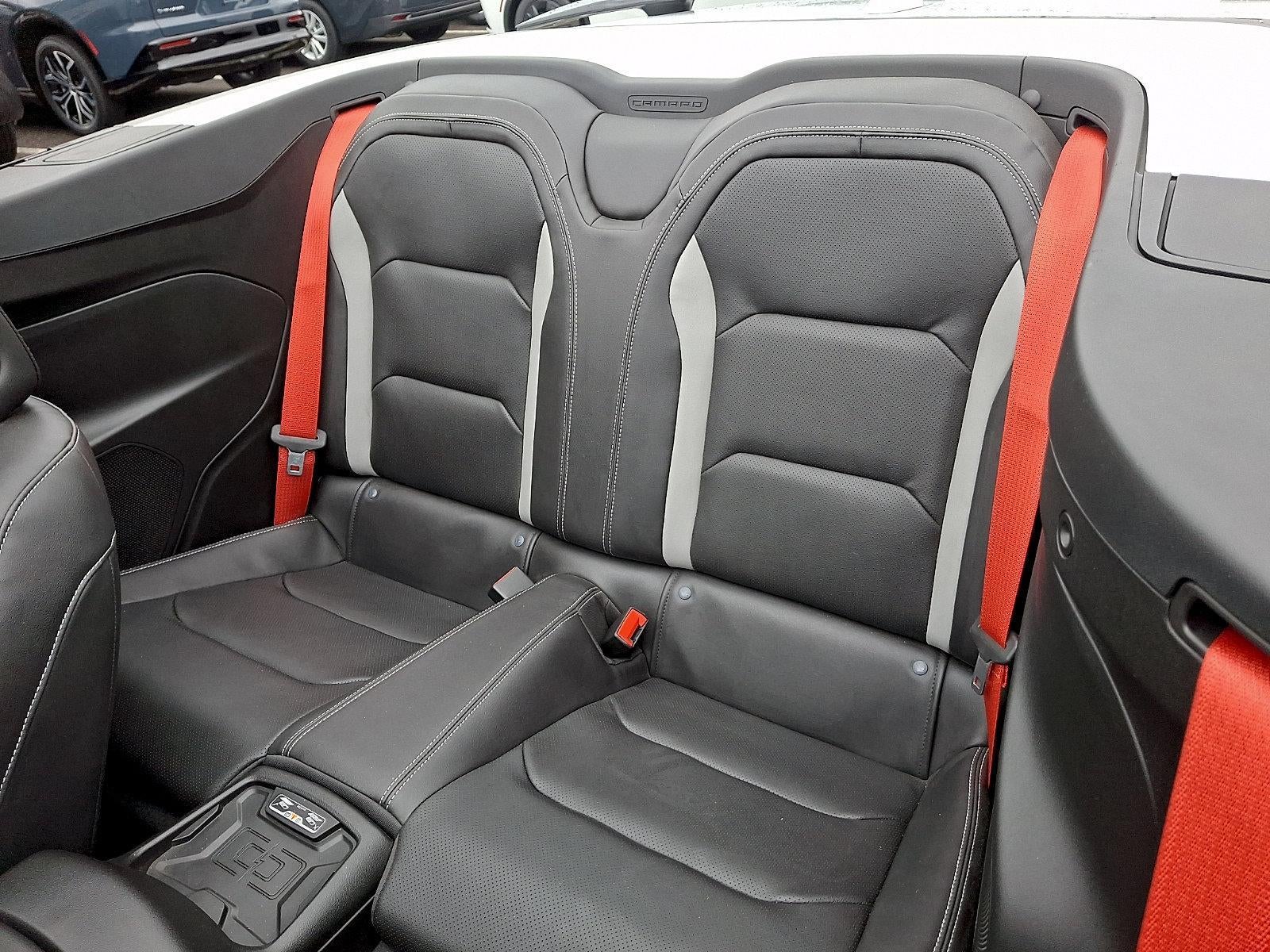 2023 Chevrolet Camaro 2dr Convertible 3LT