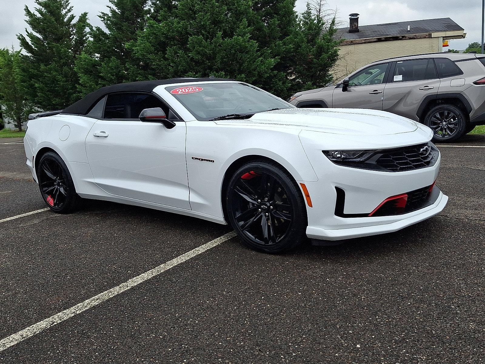 2023 Chevrolet Camaro 2dr Convertible 3LT