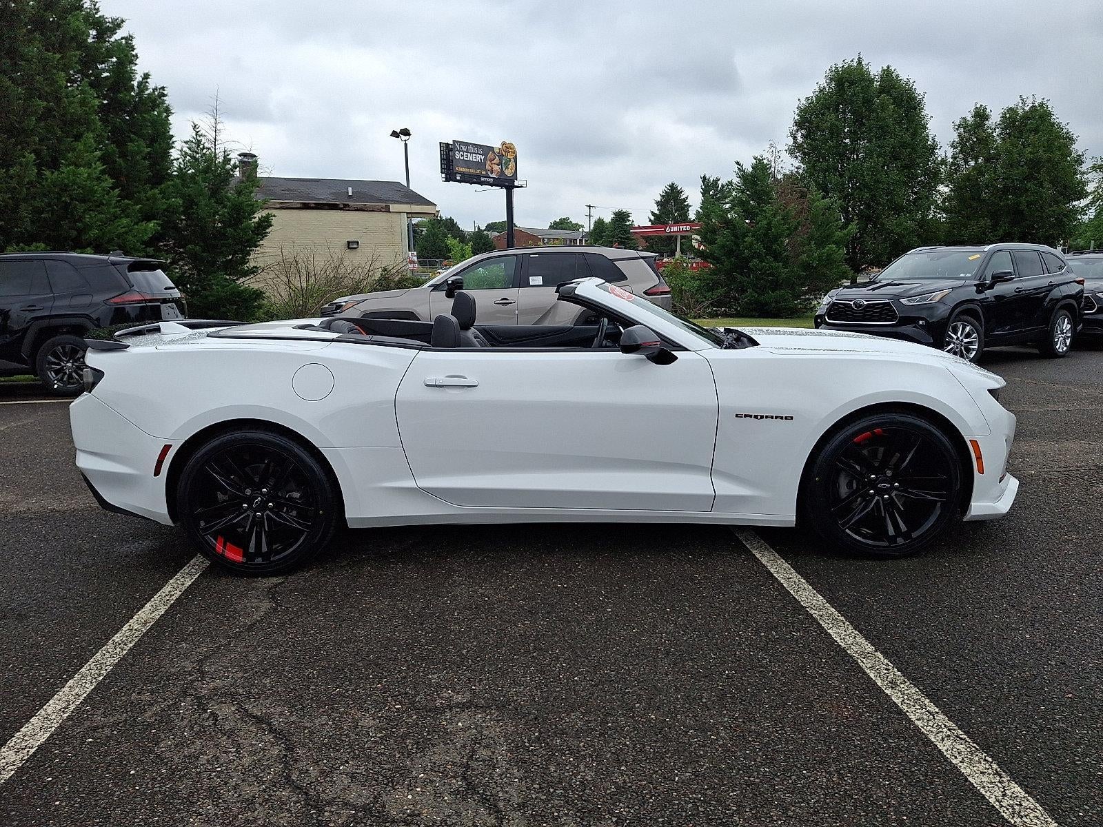 2023 Chevrolet Camaro 2dr Convertible 3LT