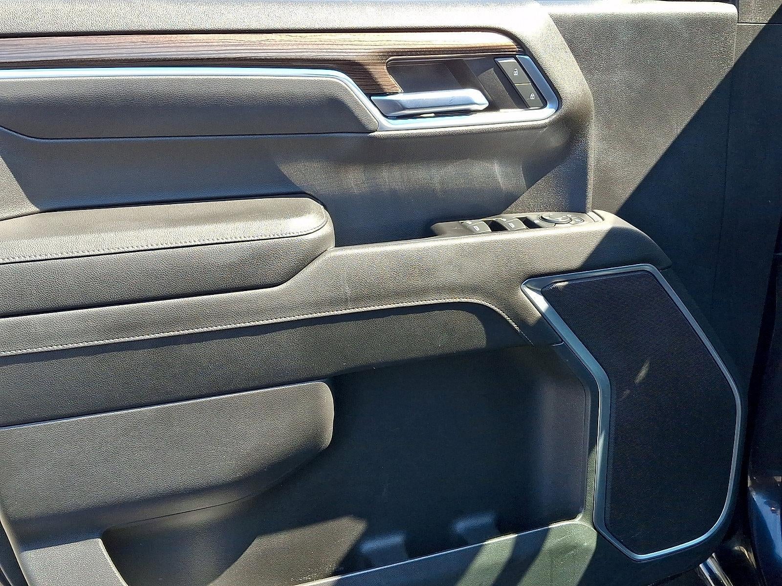 2022 Chevrolet Silverado 1500 Crew Cab Short Box 4-Wheel Drive LT 2FL