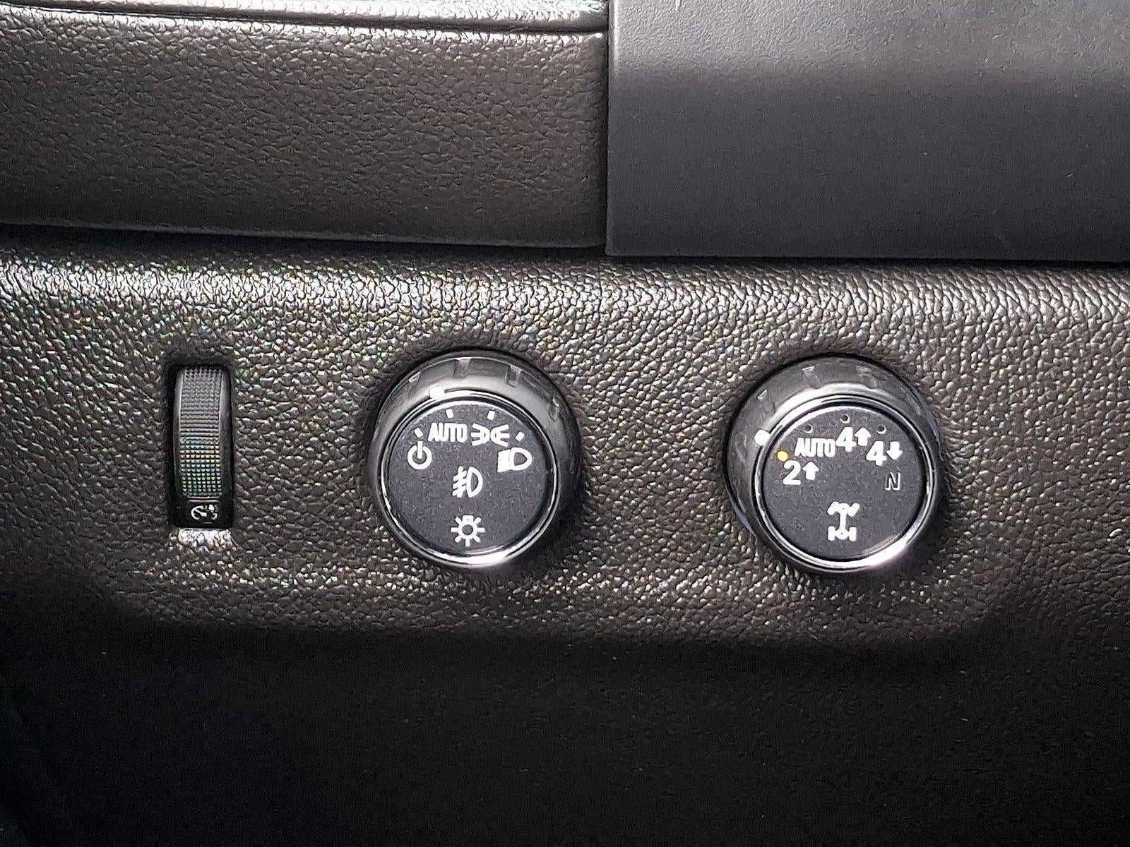 2022 GMC Canyon Crew Cab Short Box 4-Wheel Drive Denali