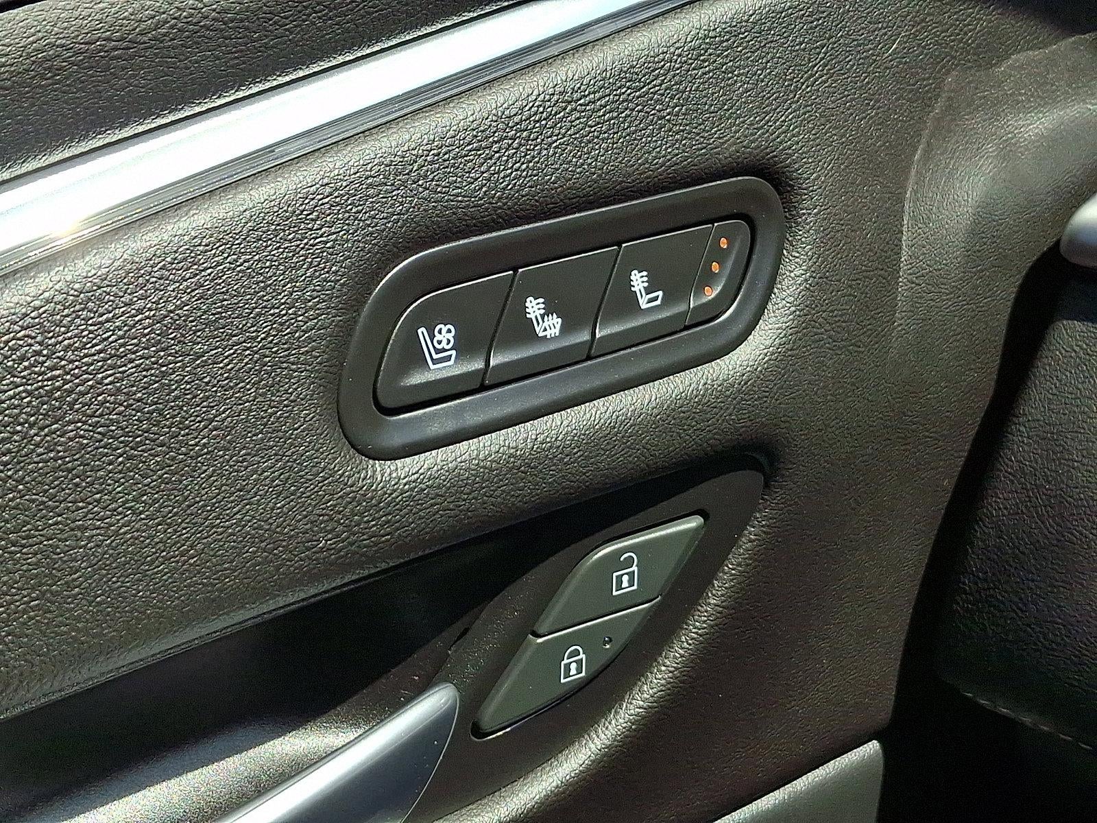 2023 Cadillac Escalade ESV 4WD Premium Luxury