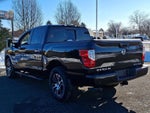2021 Nissan Titan 4x4 Crew Cab SV