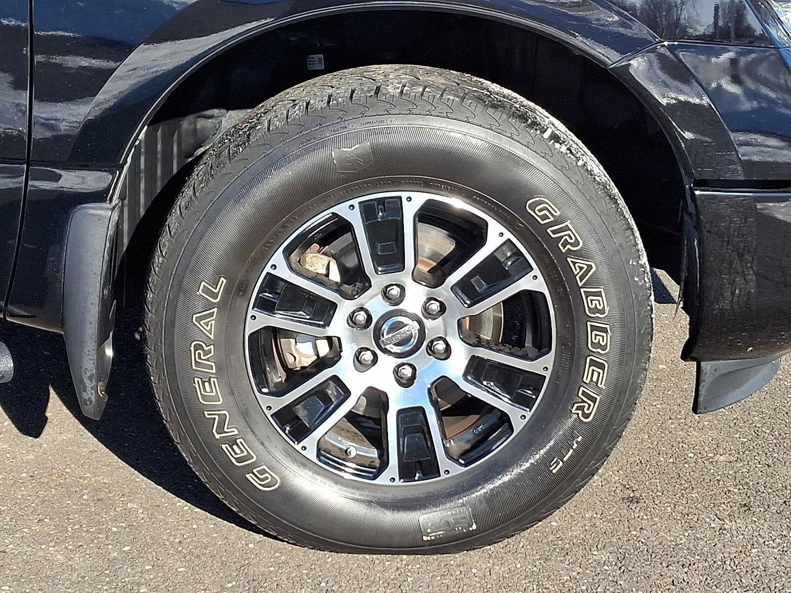 2021 Nissan Titan 4x4 Crew Cab SV