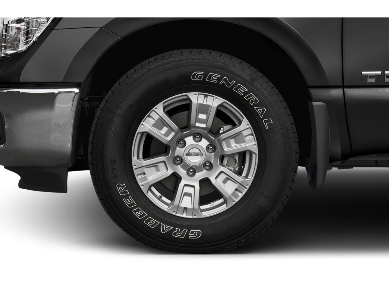 2019 Nissan Titan 4x4 Crew Cab SV