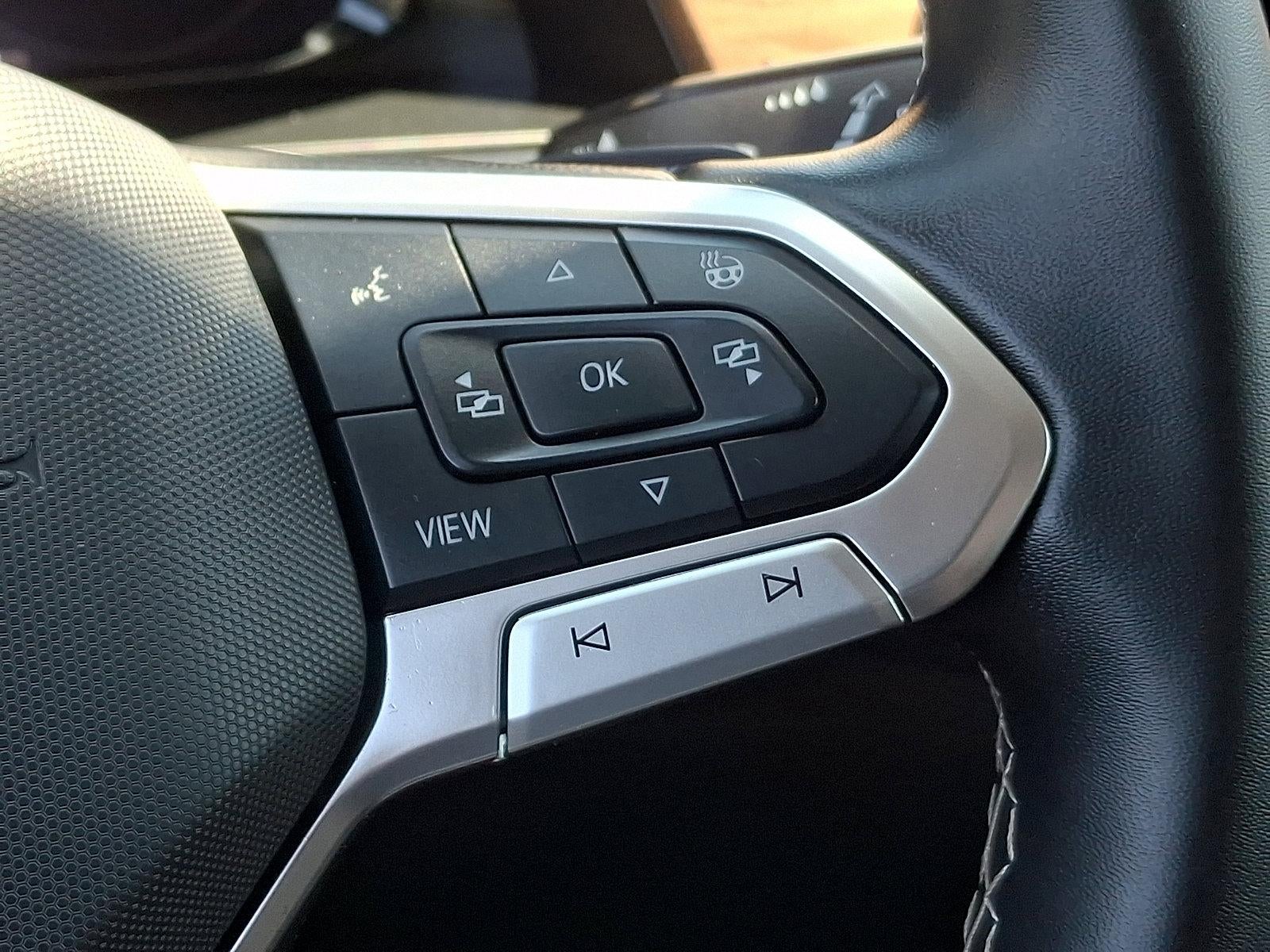 2025 Volkswagen Atlas 2.0T SE w/Technology FWD
