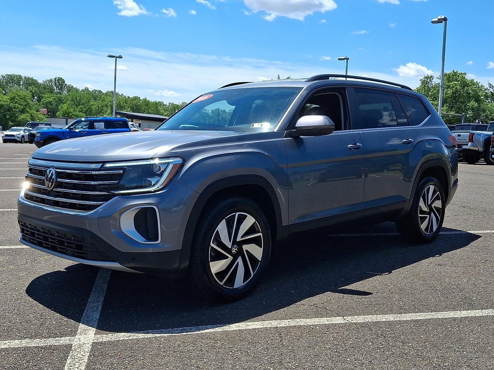 2025 Volkswagen Atlas 2.0T SE w/Technology FWD