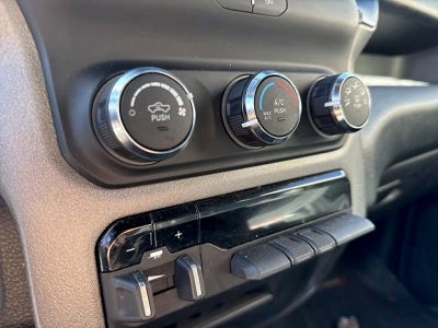 2024 RAM 3500 Tradesman 4x4 Crew Cab 8' Box