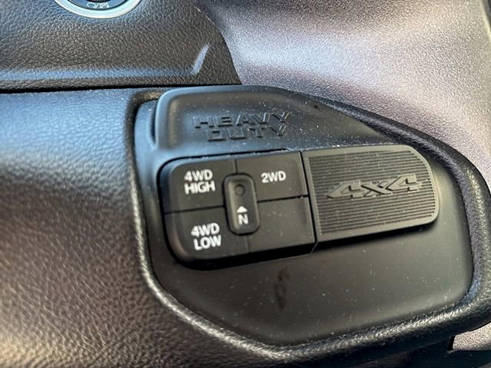 2024 RAM 3500 Tradesman 4x4 Crew Cab 8' Box
