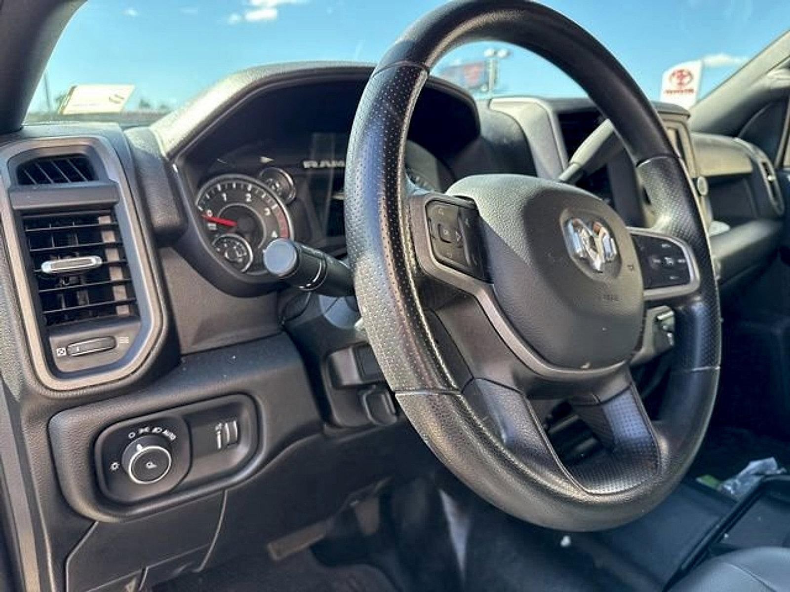 2024 RAM 3500 Tradesman 4x4 Crew Cab 8' Box