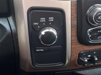 2014 RAM 2500 4WD Crew Cab 6.4 Ft Box Laramie