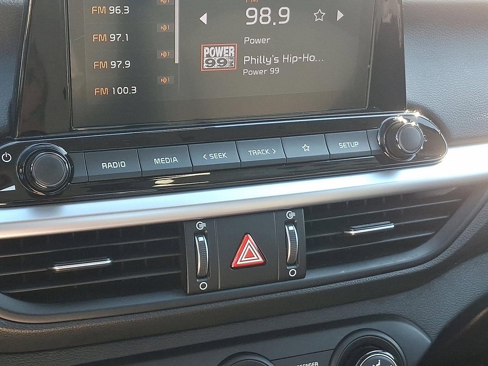 2024 Kia Forte LXS IVT