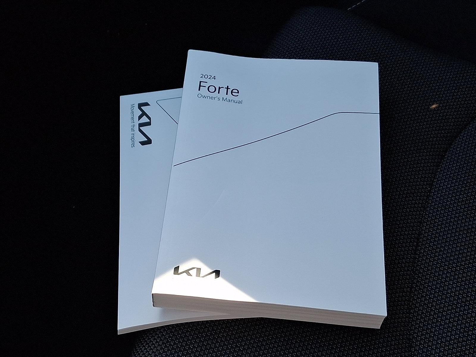 2024 Kia Forte LXS IVT