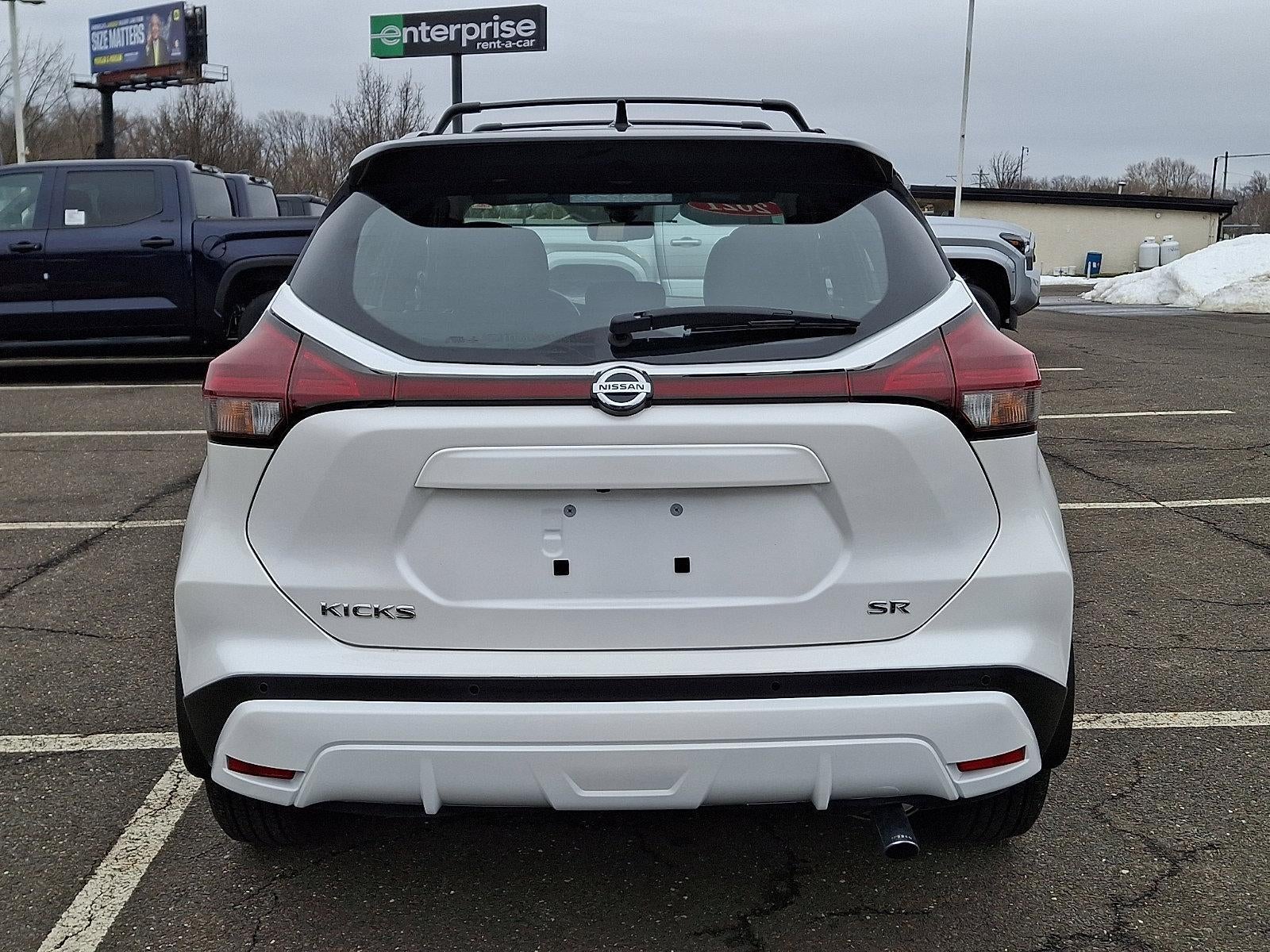 2021 Nissan Kicks SR FWD