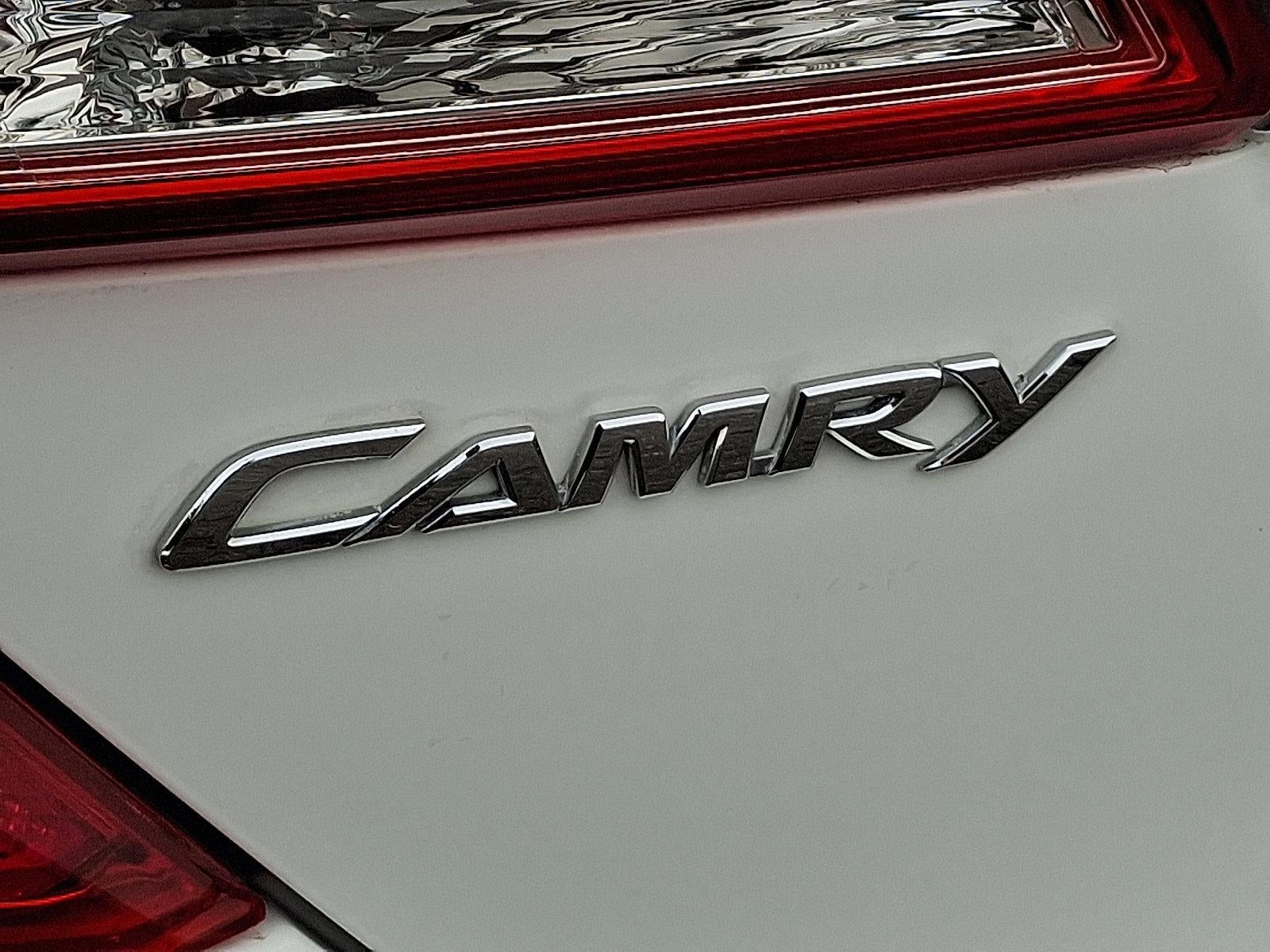 2012 Toyota Camry Hybrid 4dr Sdn XLE (Natl)