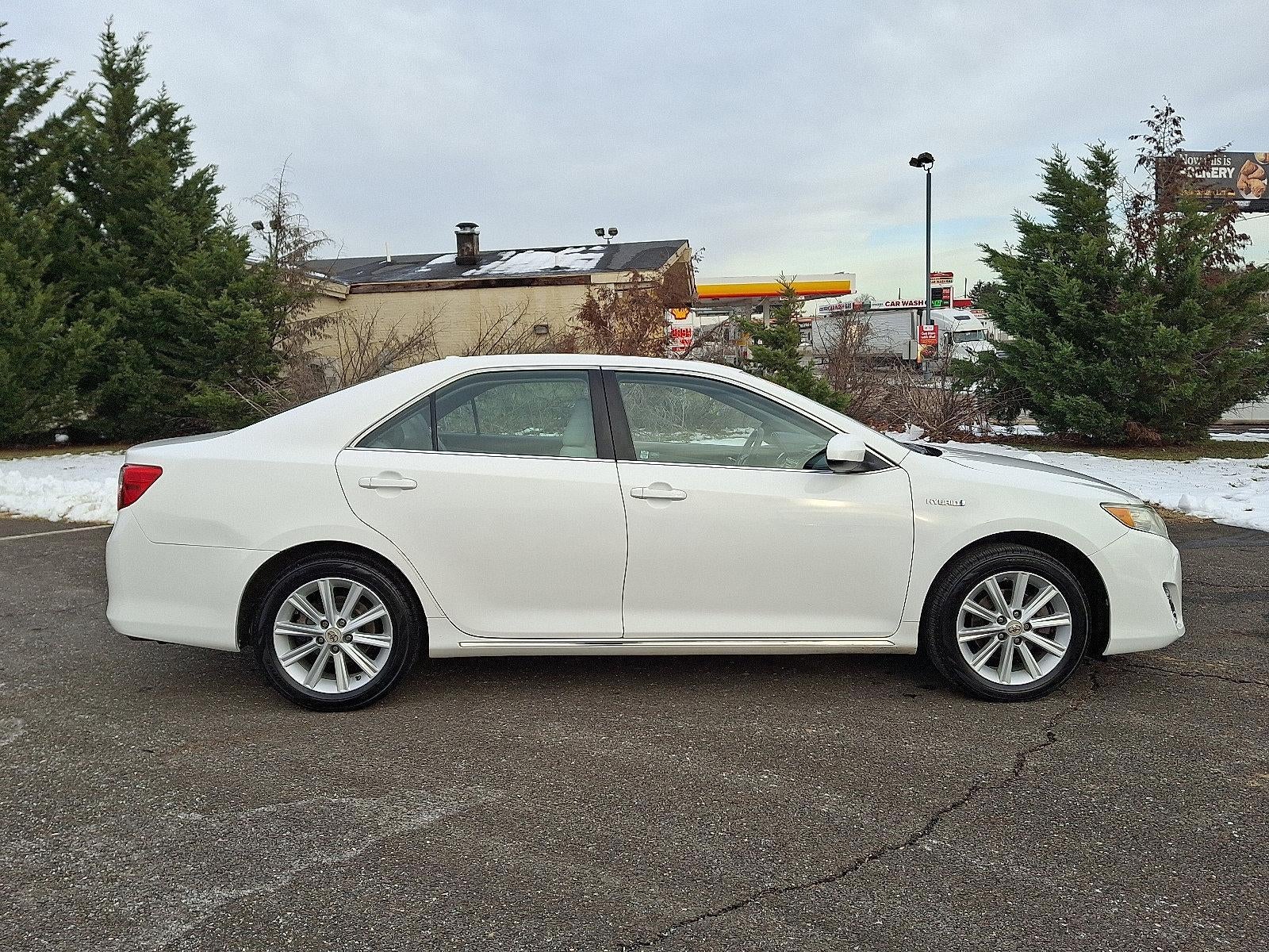 2012 Toyota Camry Hybrid 4dr Sdn XLE (Natl)