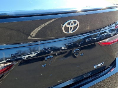 2025 Toyota Camry SE (SE)