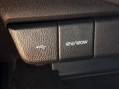 2024 Toyota Camry SE Auto (Natl)