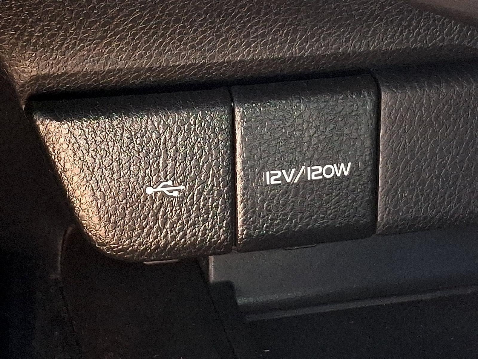 2024 Toyota Camry SE Auto (Natl)