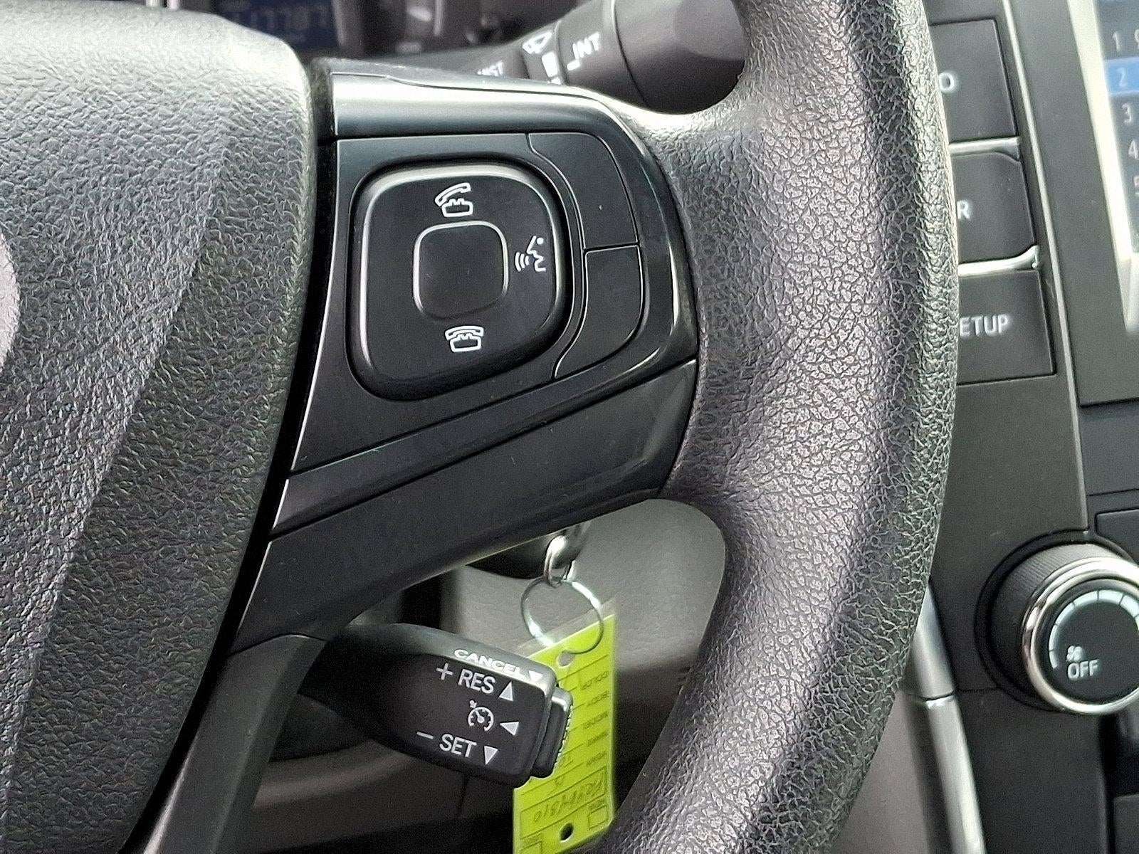 2015 Toyota Camry 4dr Sdn I4 Auto LE (Natl)