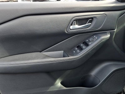 2024 Nissan Rogue AWD SV